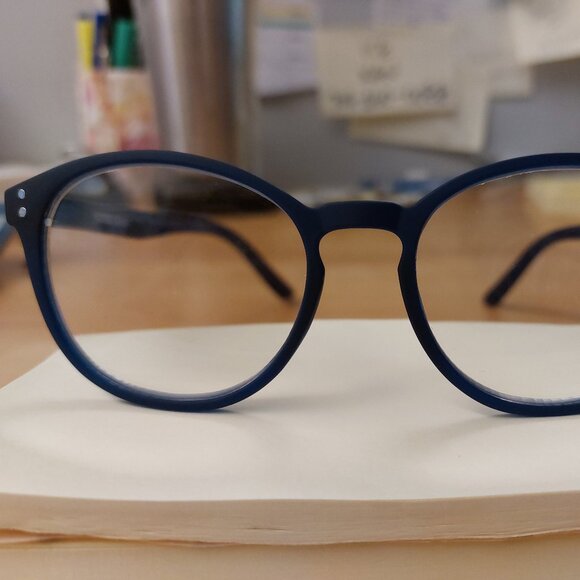 Simple Foster Grant Stylish Readers Reading Glasses NAVY LO1023 Joey 2 Powers - Picture 3 of 13